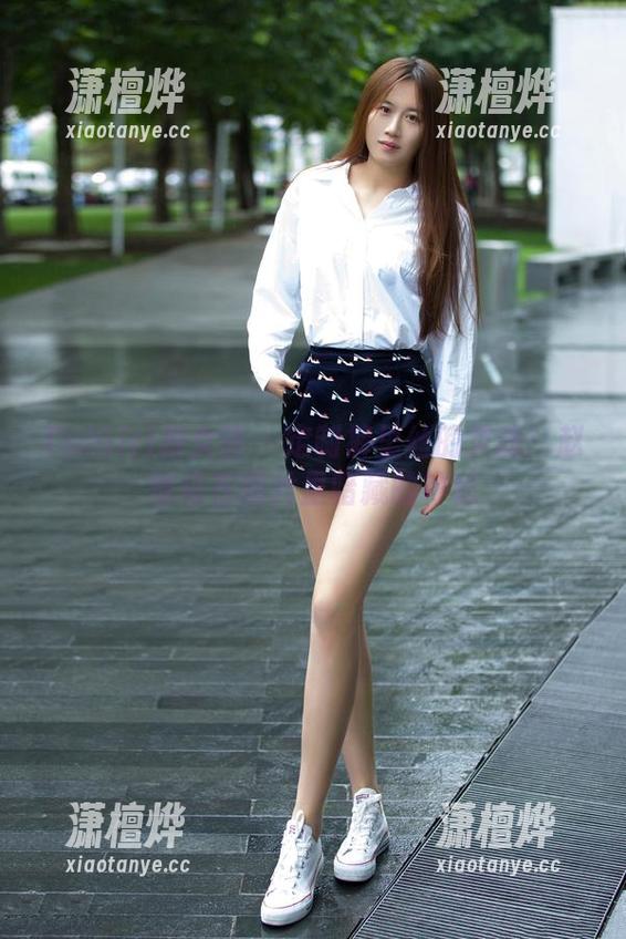 TuiGirl推女郎-赵惟依 TuiGirl推女郎 - 定制裤里丝的灵魂:赵惟依在图片里暗藏的神秘