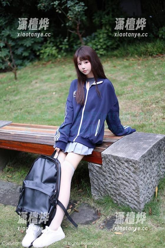 Xiuren秀人网-徐莉芝Botty Xiuren秀人网 - 徐莉芝Botty的毛衣写真——一件毛衣能承载多少故事?