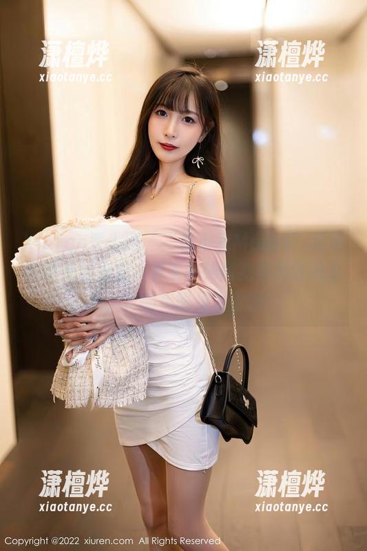 Xiuren秀人网-星小兔Meetu Xiuren秀人网 - “星小兔Meetu”眼镜合集在线出击,看看她如何把普通变成非凡,真的是眼见为实啊!
