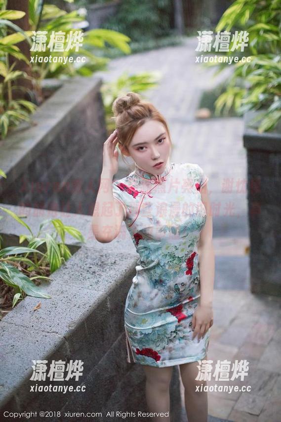 Xiuren秀人网-谢忱倬 Xiuren秀人网 - 最新照片亮相,谢忱倬的旗袍让人想起了那些浪漫的旧时光,真是充满了故事感!