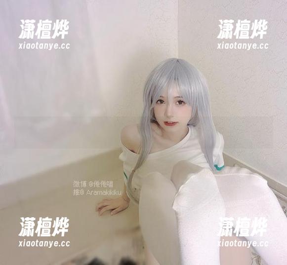 倦倦喵 倦倦喵独家私拍:镂空,轻松撩人