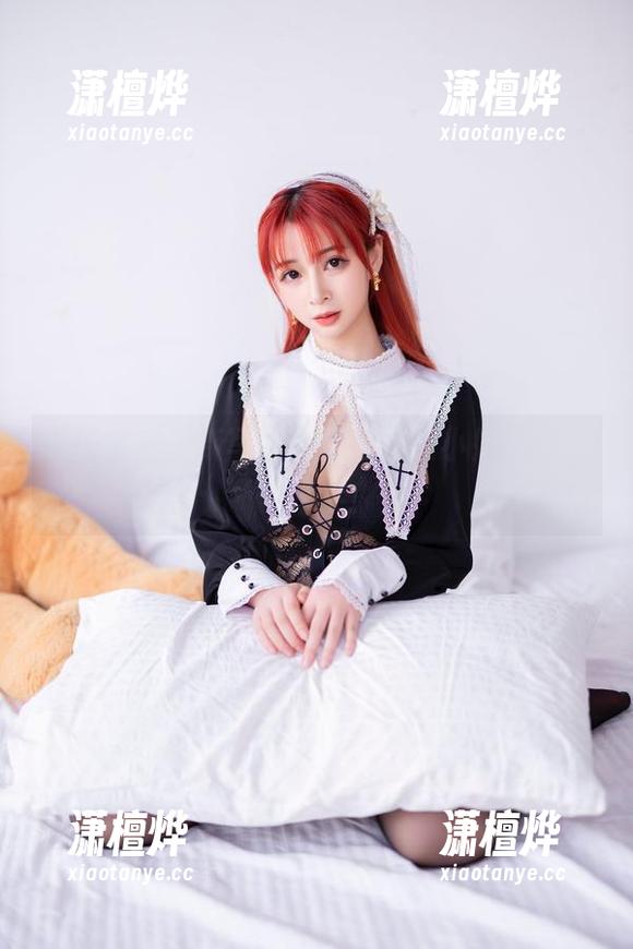 叉子宝宝 叉子宝宝最新写真发布,修女小姐让你忍俊不禁!