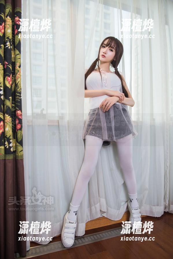 头条女神-周思超 头条女神 - 原图精选:周思超学姐,真是个不按常理出牌的美!