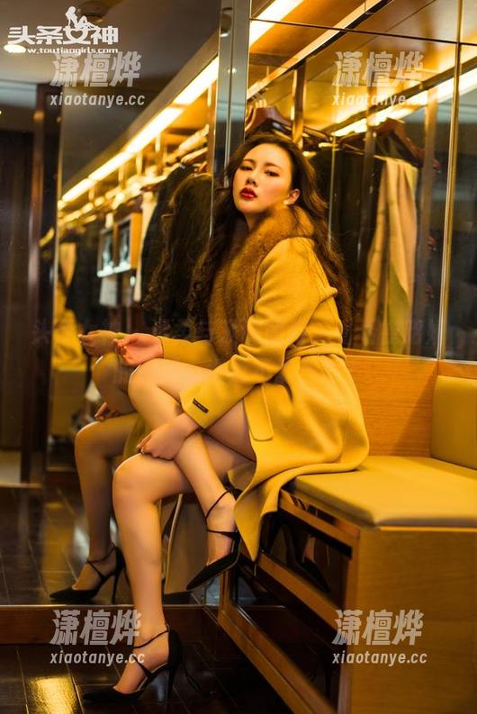 头条女神-崔昭妍 头条女神 - 温柔与戏谑同行,看看崔昭妍的图册,谁说不能兼得?