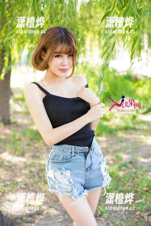 尤果网-毛COCO 尤果网 - 当毛COCO遇上白裙:精选写真集,你的夏日清凉必备!