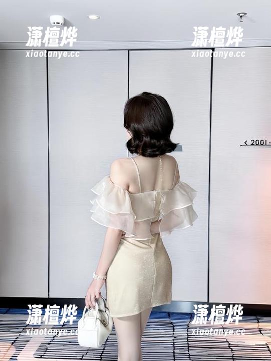 徐莉芝 微密圈 - 徐莉芝的吊带作品精选:划分美与丑的界限在哪儿?