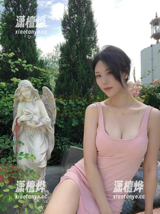 抖娘利世 高清在线,抖娘利世泳衣瞬间,感觉热度飙升!是我脸红还是她的泳衣太火热?