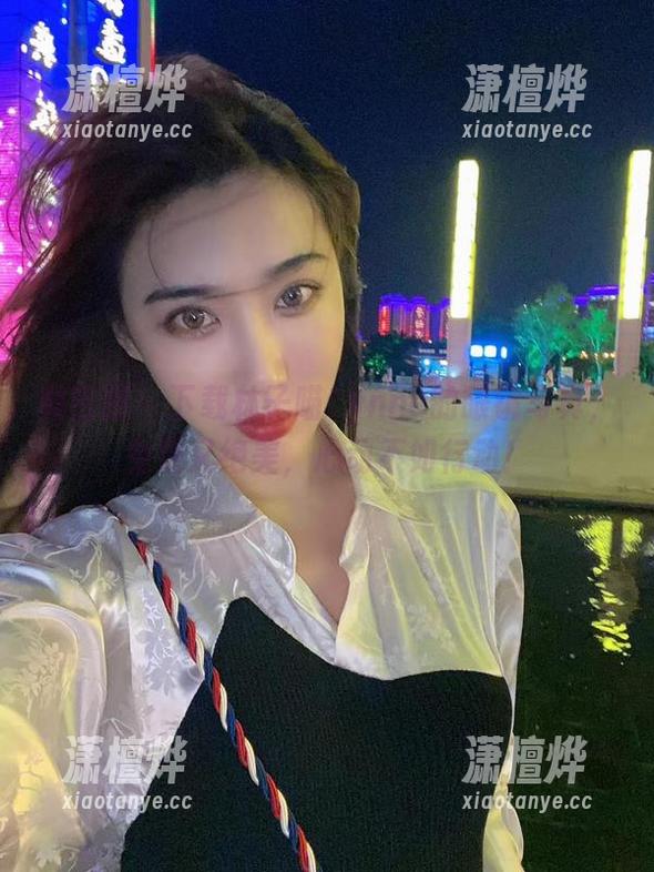 林子喵Lynne 微密圈 - 下载林子喵Lynne的眼镜写真,免费又绝美,心动不如行动!