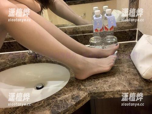 桃脱了 微密圈 - 桃脱了的私房魅力,油亮时刻,不看太可惜!