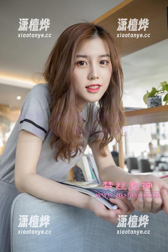 梦丝女神 - 就问灵唯，比较起这波比基尼套图分享，她有没有在藏私？