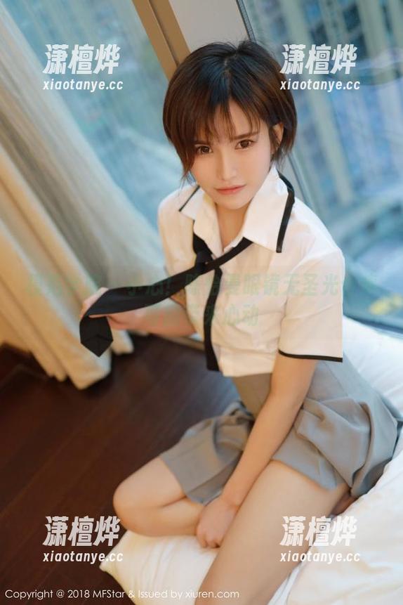 模范学院-陈怡曼 模范学院 - 小心!陈怡曼眼镜无圣光合集可能带来心动