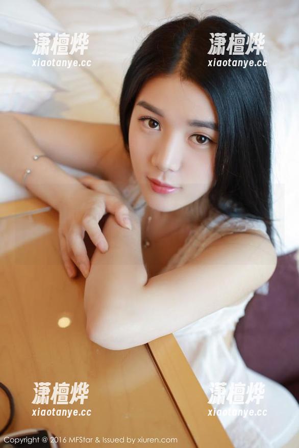 模范学院-露露Andrea 模范学院 - 露露Andrea的礼服大揭秘:看完这组写真,我才知道原来“礼服”可以这么逗!