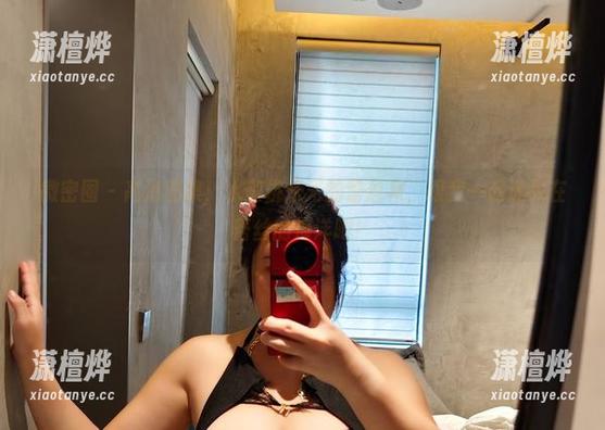 水蜜桃米米 微密圈 - 高清图集:水蜜桃米米的蕾丝裙,跟我一起迷失在蕾丝的海洋吧!