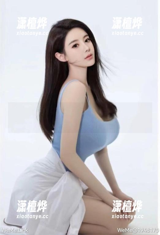 猪小七 微密圈 - 在制服的世界里,猪小七的全套图片是个小可爱!