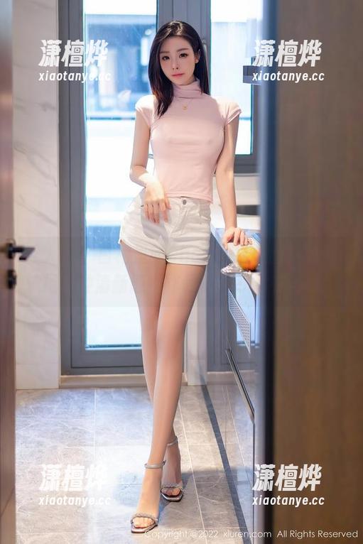 秀人网-Cherry樱桃酱 秀人网 - 白裙里的Cherry樱桃酱:谁能抗拒这种清新感?作品集分享尽在其中!