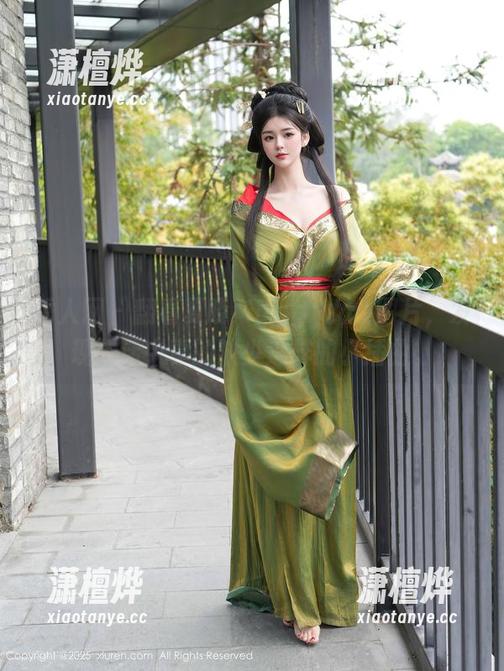 秀人网-夏晓Maggy 秀人网 - 翻看夏晓Maggy女仆图片,发现生活中真的缺少这样的小插曲。
