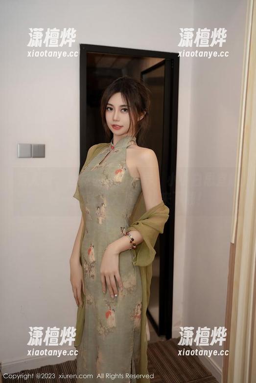 秀人网-小小白思宜 秀人网 - 丝袜的美图世界:小小白思宜随便一拍就是大片,快来下载!