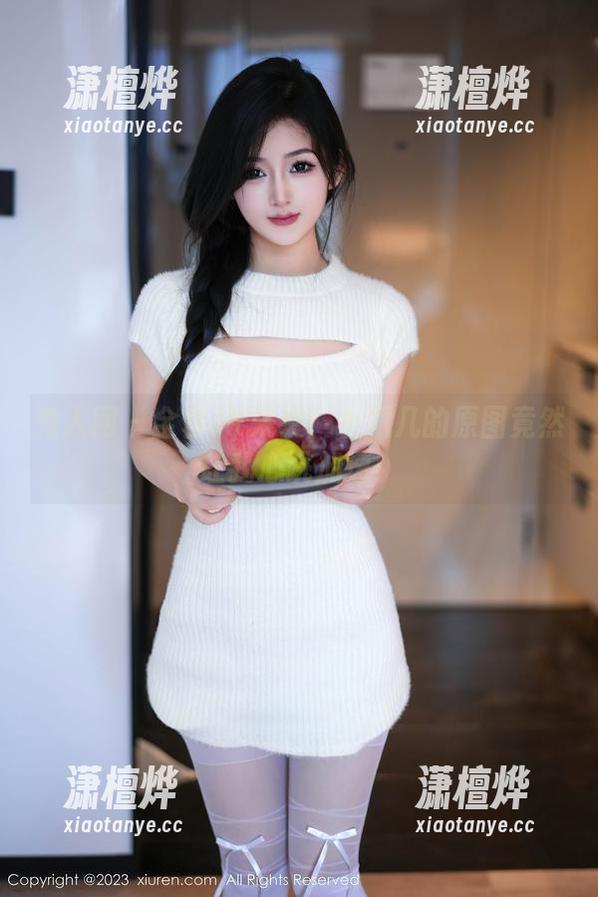 秀人网-小爪几 秀人网 - 全套JK来袭!小爪几的原图竟然让我心跳加速!