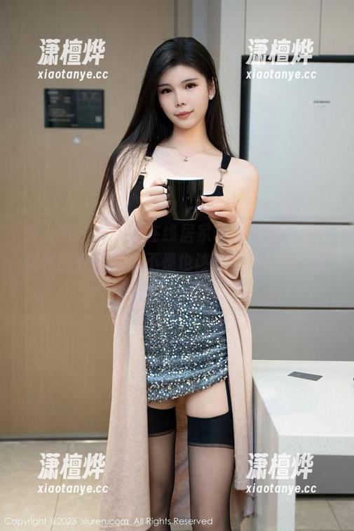 秀人网-方子萱 秀人网 - 方子萱在线居家写真,我开始怀疑我的家居服是不是也该有个‘走秀’的机会了,哈哈!