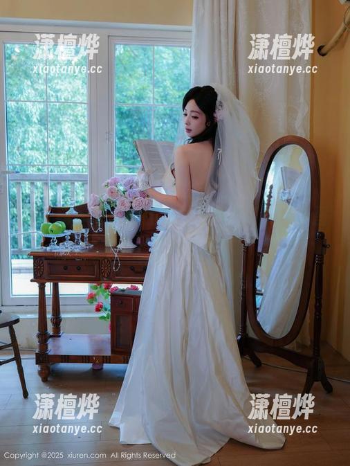 秀人网-林文文 秀人网 - 林文文的灰丝写真来了,反正图库又要火一把!