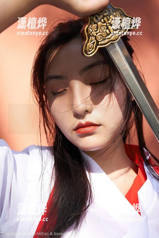 蜜桃社-Gina 蜜桃社 - 这就是Gina妹妹的私房原图,果然藏着无数的故事。