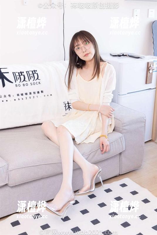 袜啵啵-甜甜圈 袜啵啵 - 甜甜圈的校服控:美图资源,让你天天想回校园!