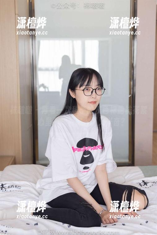 袜啵啵-稚予 袜啵啵 - 再看一次稚予的灰色棉船袜花絮,心里不知为何忐忑又兴奋?