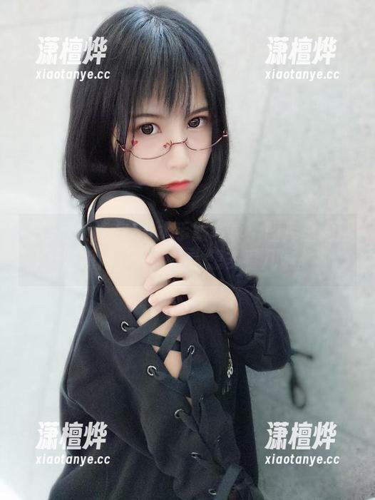 逐月Su 慢慢欣赏逐月Su水手服写真:图库里的那些瞬间,真心让人想多看几遍。