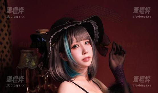 黑白御猫 黑白御猫的作品集来了,纯白套图需要我解锁的感觉有点多!